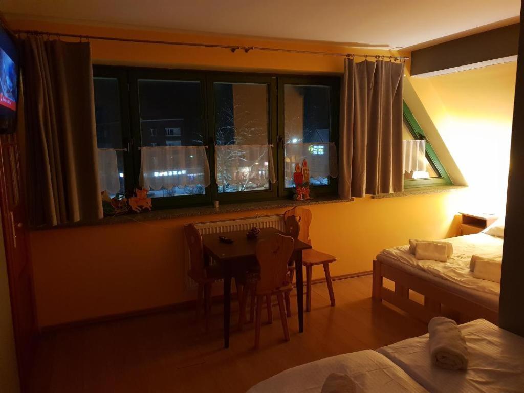 Apartment Pkp 700m Centrum 1200m